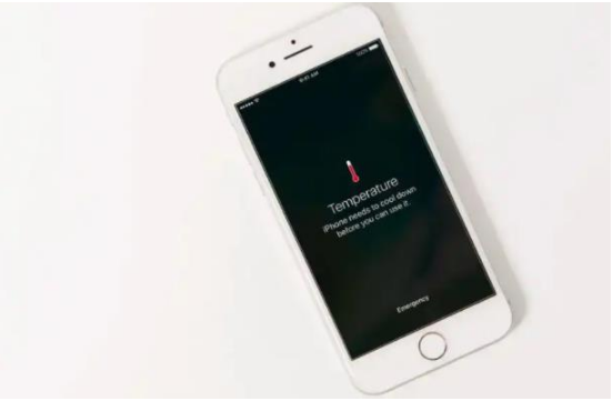 布尔津苹果手机维修分享iPhone 手机发热如何快速降温 