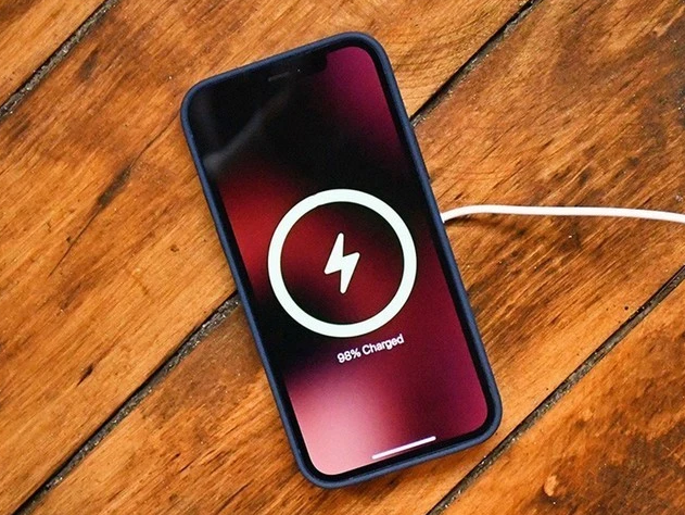 布尔津苹果手机维修分享iPhone 12可以随便充电吗 